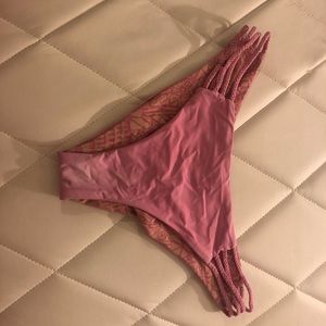 RIPCURL REVERSIBLE CHEEKY BIKINI BOTTOM